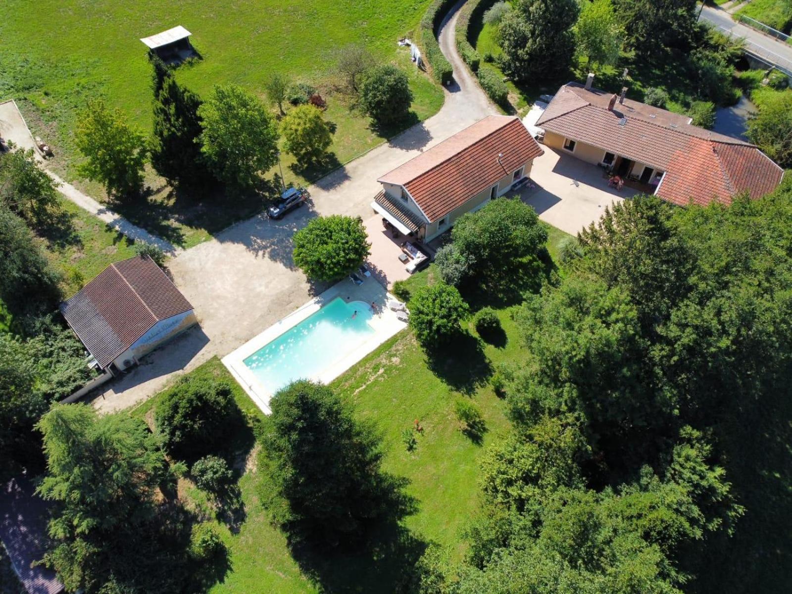 Gite A La Campagne Avec Piscine Biziat 외부 사진